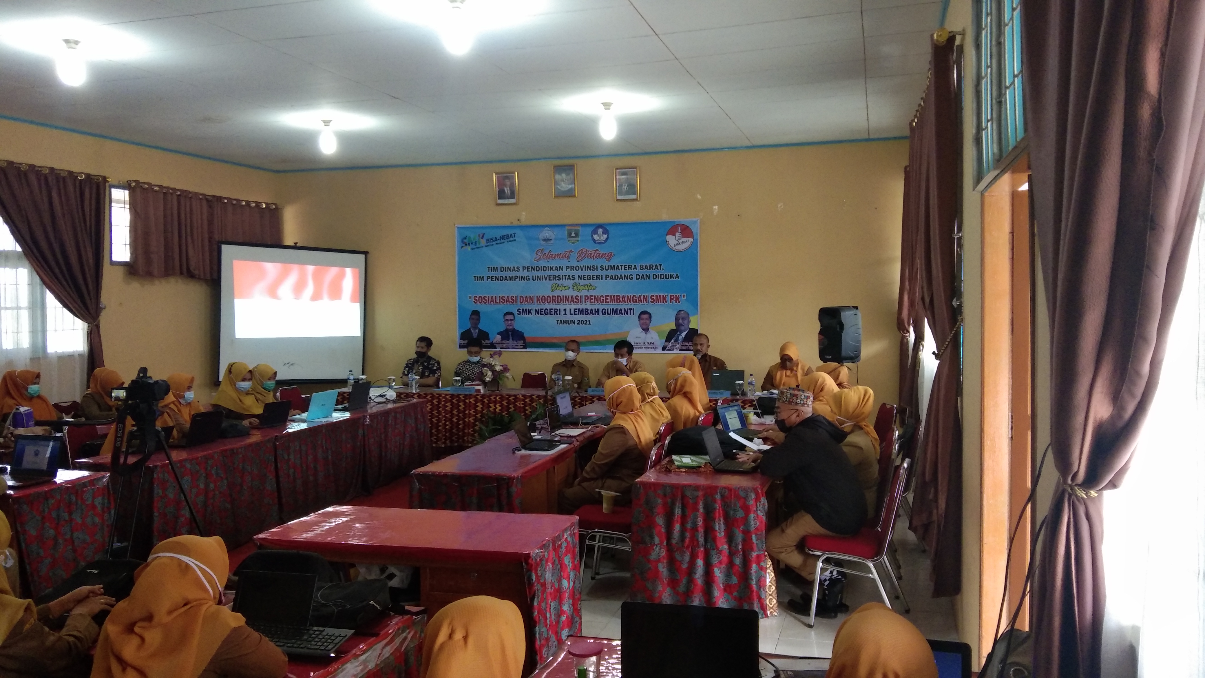 Sosialisasi Dan Koordinasi Pengembangan SMK PK